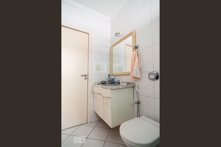 Casa à venda com 120m², 2 quartos e 2 vagas Casa à venda com 120m², 2 quartos e 2 vagasBanheiro Social