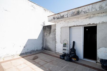 Casa à venda com 120m², 2 quartos e 2 vagas Casa à venda com 120m², 2 quartos e 2 vagasVaranda Quarto 2