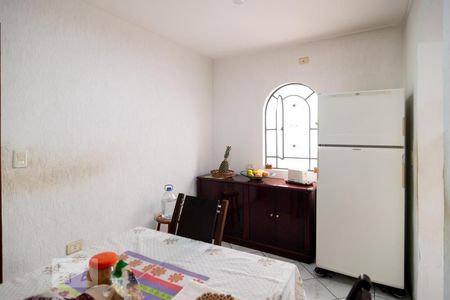 Casa à venda com 120m², 2 quartos e 2 vagas Casa à venda com 120m², 2 quartos e 2 vagasCozinha