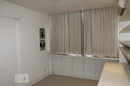 Quarto de apartamento à venda com 3 quartos, 100m² em Humaitá, Rio de Janeiro