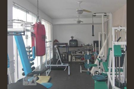 Casa à venda com 580m², 5 quartos e sem vagaAcademia