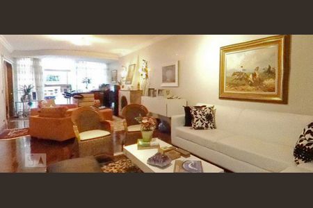 Casa à venda com 580m², 5 quartos e sem vagaSala