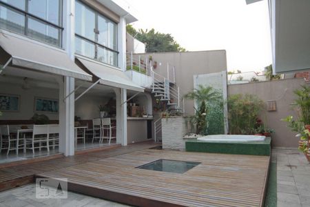 Casa à venda com 580m², 5 quartos e sem vagaÁrea Externa