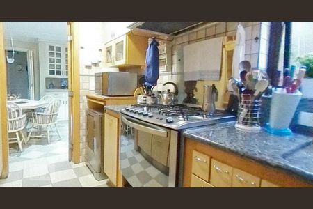 Casa à venda com 580m², 5 quartos e sem vagaCozinha