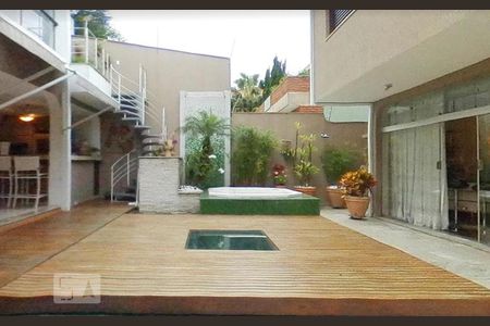 Casa à venda com 580m², 5 quartos e sem vagaÁrea Externa