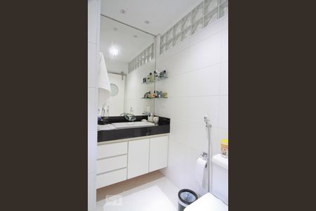 Banheiro da Suíte 3 de casa à venda com 5 quartos, 580m² em Jardim São Bento, São Paulo