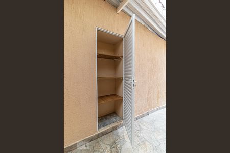 Apartamento para alugar com 133m², 3 quartos e 1 vagaÁrea Externa - Armário