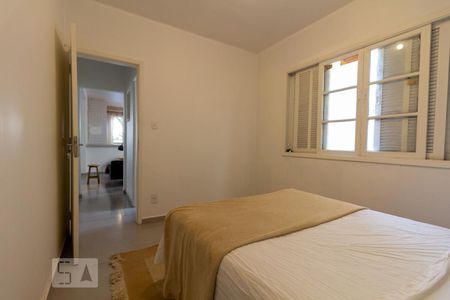 Quarto 1 de casa à venda com 2 quartos, 160m² em Conjunto Residencial Butantã, São Paulo
