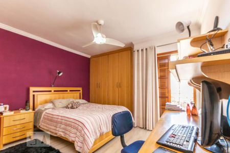 Casa à venda com 190m², 4 quartos e 4 vagasSuíte master