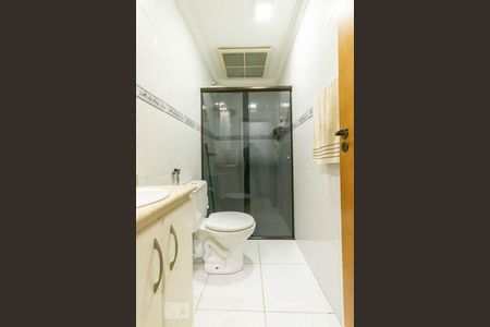 Casa à venda com 190m², 4 quartos e 4 vagasBanheiro 