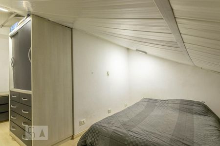 Casa à venda com 190m², 4 quartos e 4 vagasSuíte 2