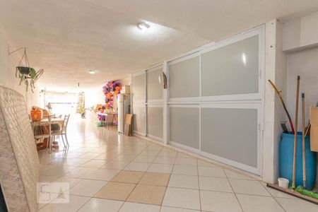 Casa à venda com 190m², 4 quartos e 4 vagasGaragem 