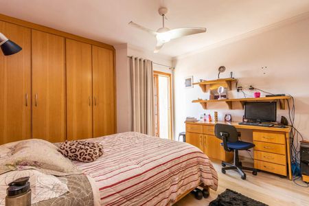 Casa à venda com 190m², 4 quartos e 4 vagasSuíte master