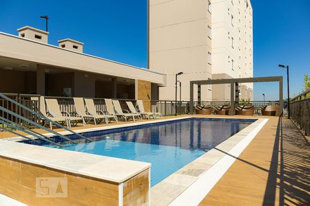 Apartamento à venda com 57m², 2 quartos e 1 vaga Apartamento à venda com 57m², 2 quartos e 1 vagaÁrea comum - Piscina