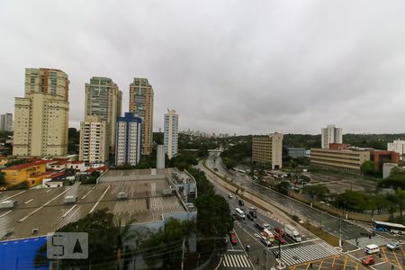 Vista da Sala de apartamento para alugar com 3 quartos, 70m² em Jardim das Acácias, São Paulo