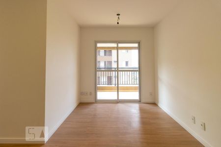 Sala de apartamento para alugar com 2 quartos, 60m² em Jardim Tupanci, Barueri