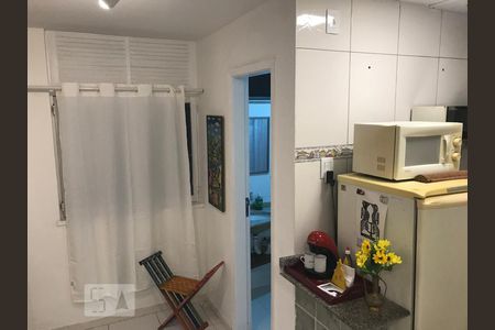 Cozinha de kitnet/studio à venda com 1 quarto, 32m² em Botafogo, Rio de Janeiro