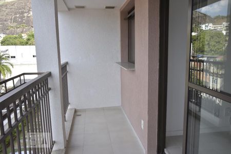 Apartamento para alugar com 70m², 2 quartos e 1 vagaVaranda da Sala