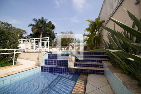 Apartamento para alugar com 64m², 2 quartos e 1 vagaÁrea comum - Piscina