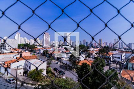 Vista da suíte de apartamento para alugar com 2 quartos, 64m² em Parque Imperial, São Paulo