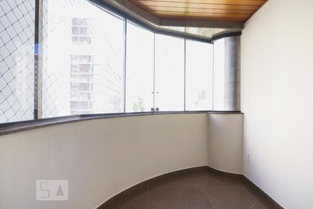 Varanda de apartamento à venda com 4 quartos, 130m² em Funcionários, Belo Horizonte