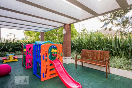 Apartamento à venda com 76m², 2 quartos e 2 vagas Apartamento à venda com 76m², 2 quartos e 2 vagasPlayground