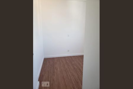 Suíte de apartamento para alugar com 2 quartos, 56m² em Vila Yara, Osasco