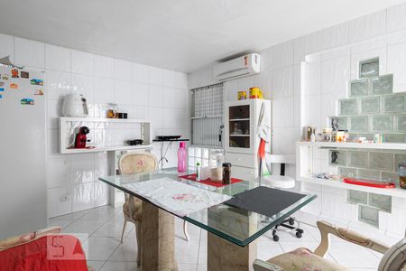 Casa para alugar com 120m², 2 quartos e 1 vagaCozinha