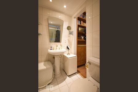 Apartamento à venda com 110m², 2 quartos e 2 vagasBanheiro Suíte 2