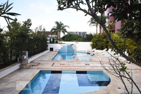 Apartamento à venda com 110m², 2 quartos e 2 vagasPiscina