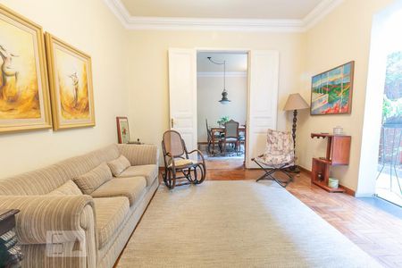 Sala de Estar de casa à venda com 3 quartos, 210m² em Água Branca, São Paulo