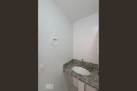 Studio para alugar com 28m², 1 quarto e sem vaga Studio para alugar com 28m², 1 quarto e sem vagaBanheiro