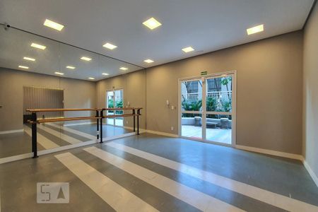 Studio para alugar com 28m², 1 quarto e sem vaga Studio para alugar com 28m², 1 quarto e sem vagaAcademia