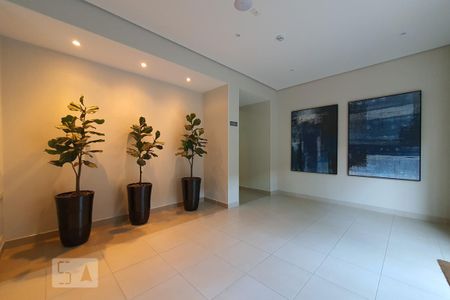 Studio para alugar com 28m², 1 quarto e sem vaga Studio para alugar com 28m², 1 quarto e sem vagaHall de entrada