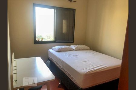 Suíte de apartamento à venda com 3 quartos, 82m² em Vila Pompéia, São Paulo