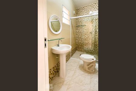 Banheiro de apartamento para alugar com 1 quarto, 46m² em Jardim Vila Galvão, Guarulhos