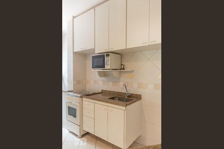 Apartamento para alugar com 41m², 1 quarto e 1 vaga Apartamento para alugar com 41m², 1 quarto e 1 vagaCozinha - Armários