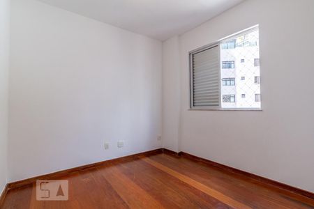 Apartamento para alugar com 95m², 3 quartos e 2 vagasQuarto 3
