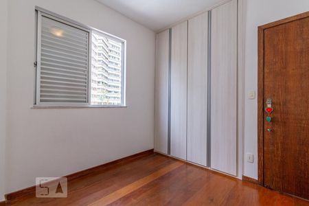 Apartamento para alugar com 95m², 3 quartos e 2 vagasQuarto 3