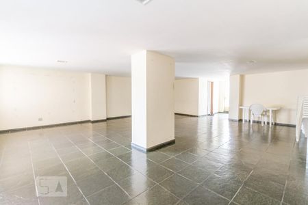 Apartamento para alugar com 95m², 3 quartos e 2 vagasSalão de Festas`