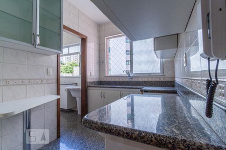 Apartamento para alugar com 95m², 3 quartos e 2 vagasCozinha