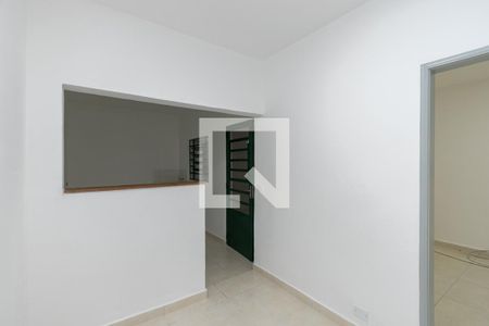 Casa para alugar com 150m², 2 quartos e 2 vagasEdícula - Sala