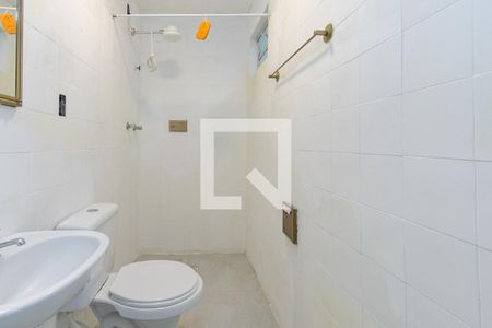 Casa para alugar com 150m², 2 quartos e 2 vagasEdícula - Banheiro