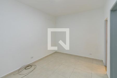 Casa para alugar com 150m², 2 quartos e 2 vagasEdícula - Quarto