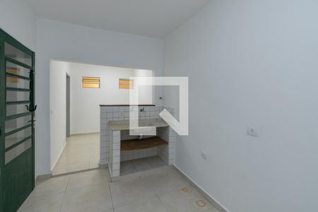 Casa para alugar com 150m², 2 quartos e 2 vagasEdícula - Cozinha