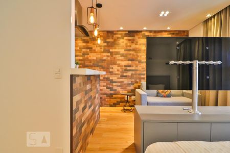 Quarto de kitnet/studio para alugar com 1 quarto, 40m² em Sumarezinho, São Paulo