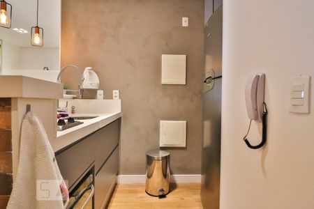 Cozinha de kitnet/studio para alugar com 1 quarto, 40m² em Sumarezinho, São Paulo