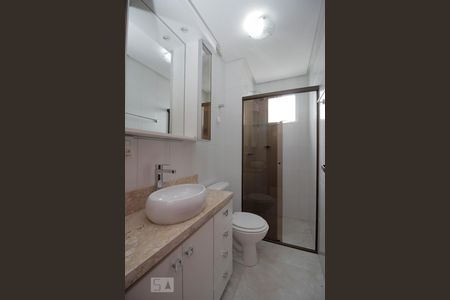 Banheiro de apartamento para alugar com 2 quartos, 120m² em Centro, Canoas