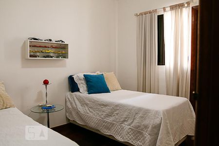 Quarto 2 de casa à venda com 3 quartos, 110m² em Vila Campo Grande, São Paulo