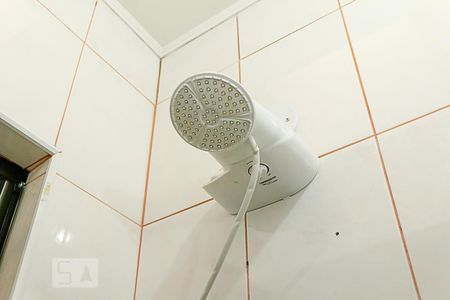 Casa à venda com 110m², 3 quartos e 1 vagaBanheiro - Detalhe Chuveiro